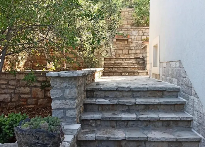 Villa House Jurasovic *
